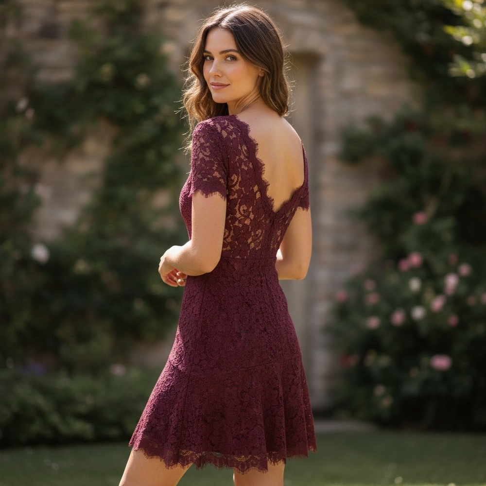 428$ Diane Von Furstenberg Lace Backless Dress